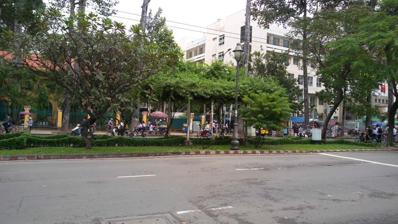 ảnh chụp từ camera sau HTC One ME