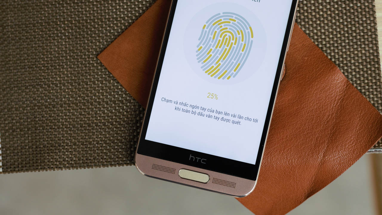 cảm biến vân tay trên HTC One ME