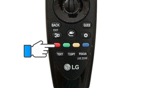 Nhấn nút đỏ trên remote