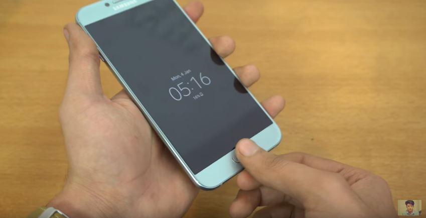 Video đập hộp và trên tay nhanh Galaxy A8 2016