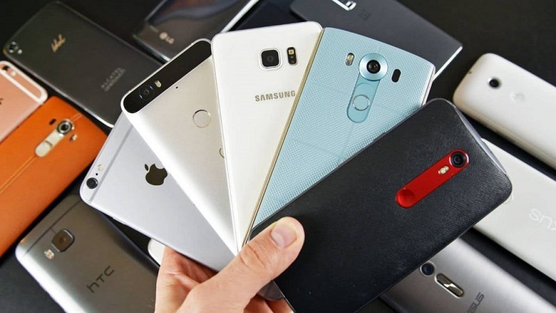 Theo bạn smartphone màn hình mấy inch là vừa đẹp?