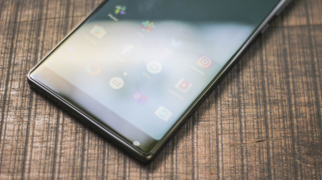 trên tay Xiaomi Mi Mix