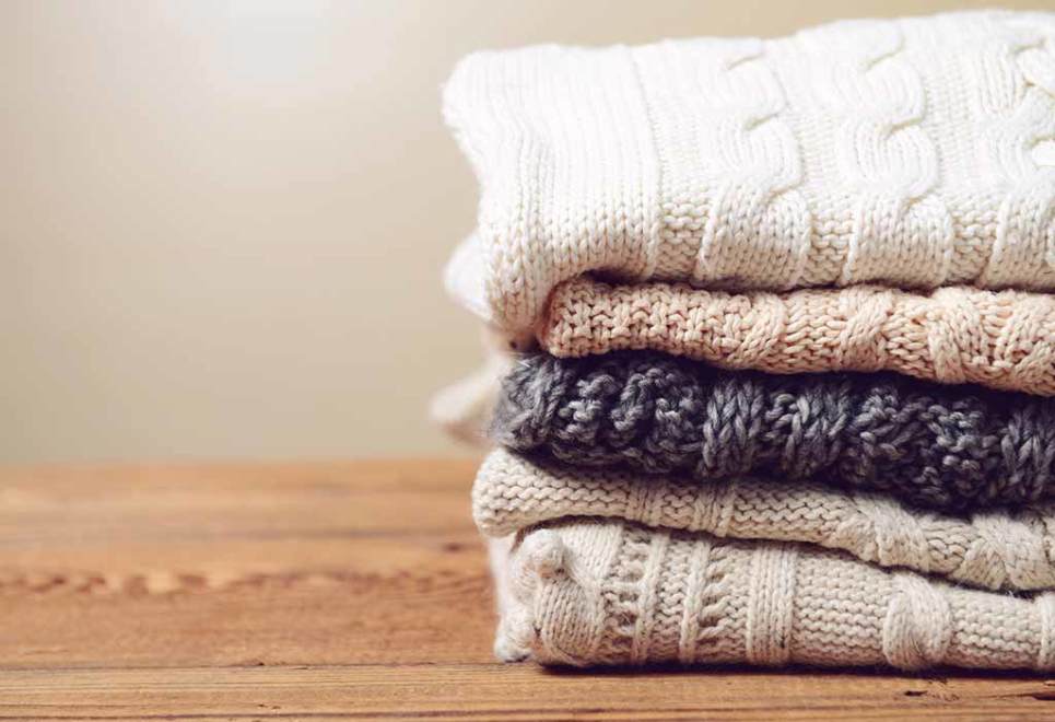 Để áo len khô tự nhiên sau khi giặt