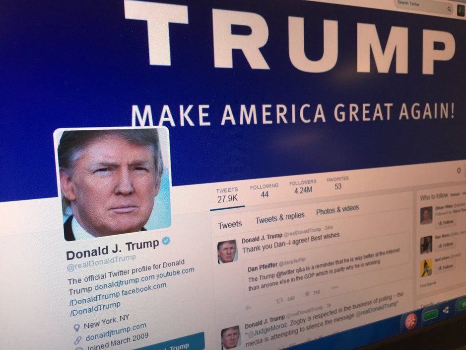 Facebook và Twitter là 2 trợ thủ đắc lực của Donald Trump trong cuộc đua đến Nhà Trắng Facebook và Twitter là 2 trợ thủ đắc lực của Donald Trump trong cuộc đua đến Nhà Trắng