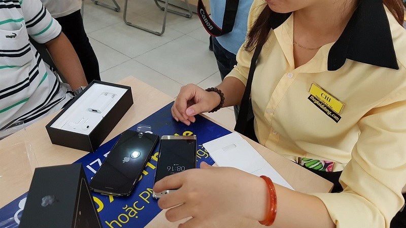 10 smartphone bán chạy nhất tuần qua ở Thế giới di động (13/11/2016) 10 smartphone bán chạy nhất tuần qua ở Thế giới di động (13/11/2016)