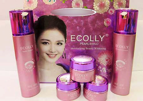 Cảnh báo nguy cơ mua phải hàng giả qua Facebook