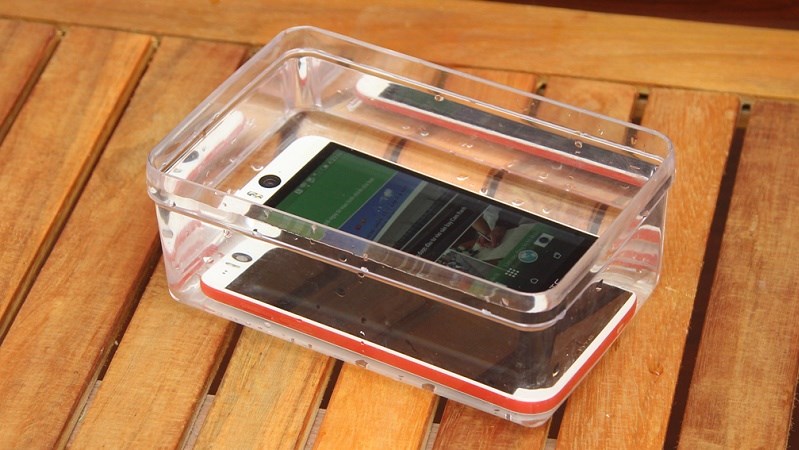 HTC Desire Eye camera selfie 13 MP, có chống nước tiếp tục giảm cả triệu HTC Desire Eye camera selfie 13 MP, có chống nước tiếp tục giảm cả triệu