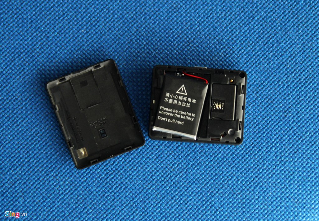 Smartphone nhỏ nhất thế giới xuất hiện ở Việt Nam Smartphone nhỏ nhất thế giới xuất hiện ở Việt Nam