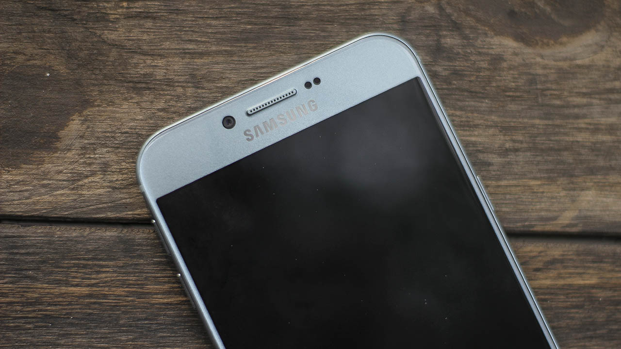 Hình ảnh Samsung Galaxy A8 Star chính hãng: SD 660, RAM 4GB, Camera kép giá  chỉ 5,99 triệu tại Viettablet