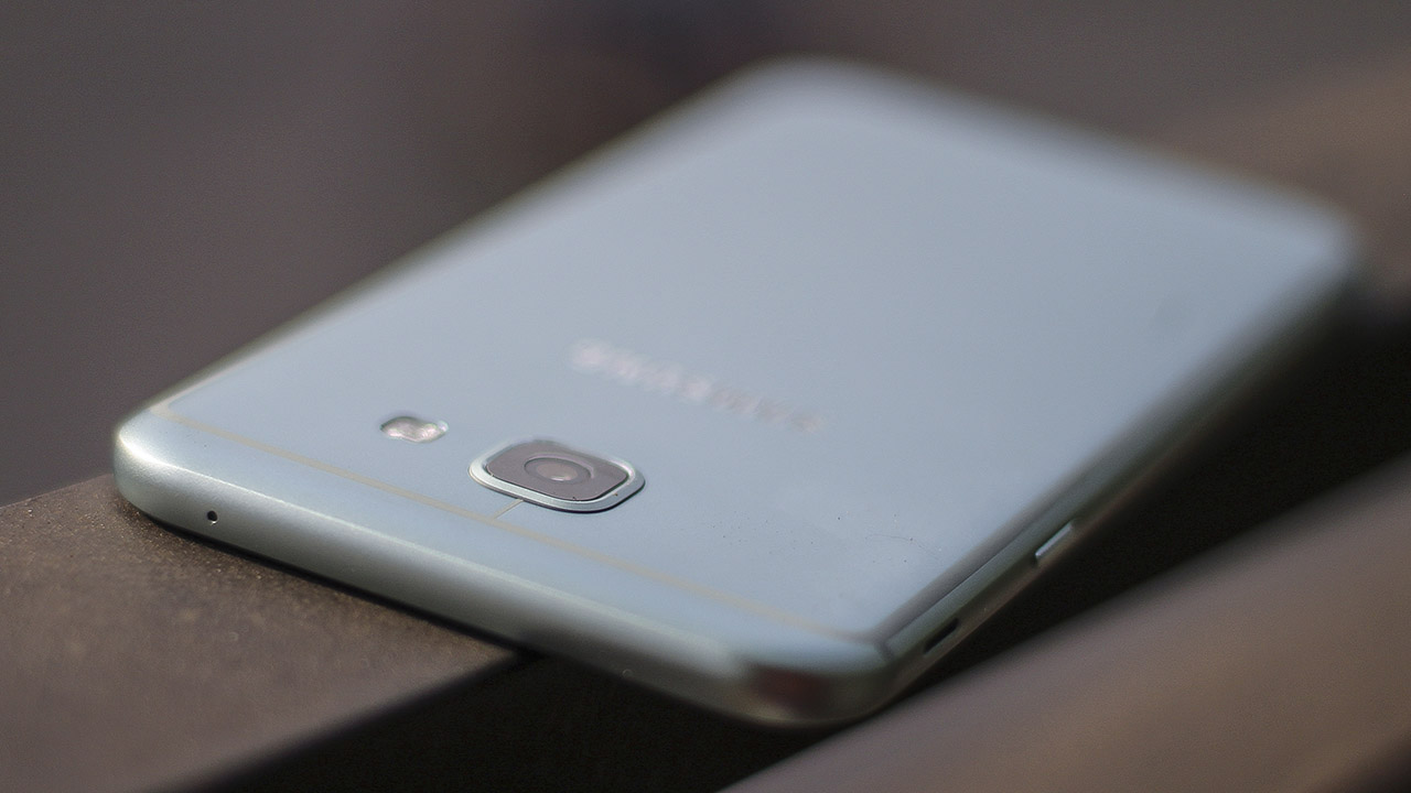 trên tay Galaxy A8 2016 trên tay Galaxy A8 2016