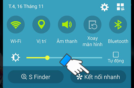Chọn Kết nối nhanh Cách chiếu màn hình tivi Samsung xuống điện thoại > Chọn Kết nối nhanh