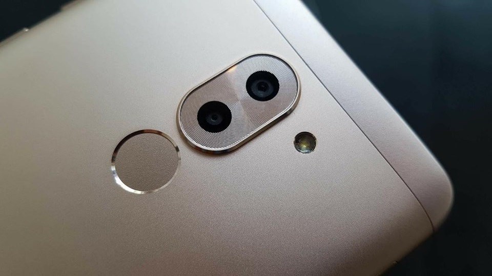 Nhá hàng ảnh chụp xóa phông từ camera kép của Huawei GR5 2017 Nhá hàng ảnh chụp xóa phông từ camera kép của Huawei GR5 2017