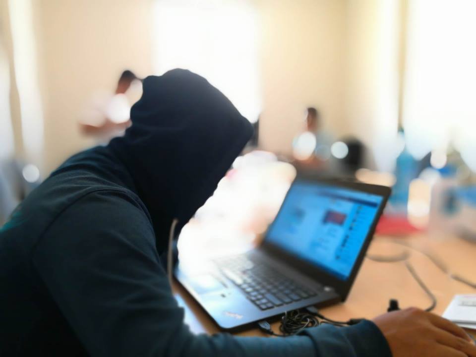 Nhá hàng ảnh chụp xóa phông từ camera kép của Huawei GR5 2017 Nhá hàng ảnh chụp xóa phông từ camera kép của Huawei GR5 2017