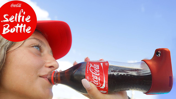 Gậy tự sướng của Coca Cola Gậy tự sướng của Coca Cola