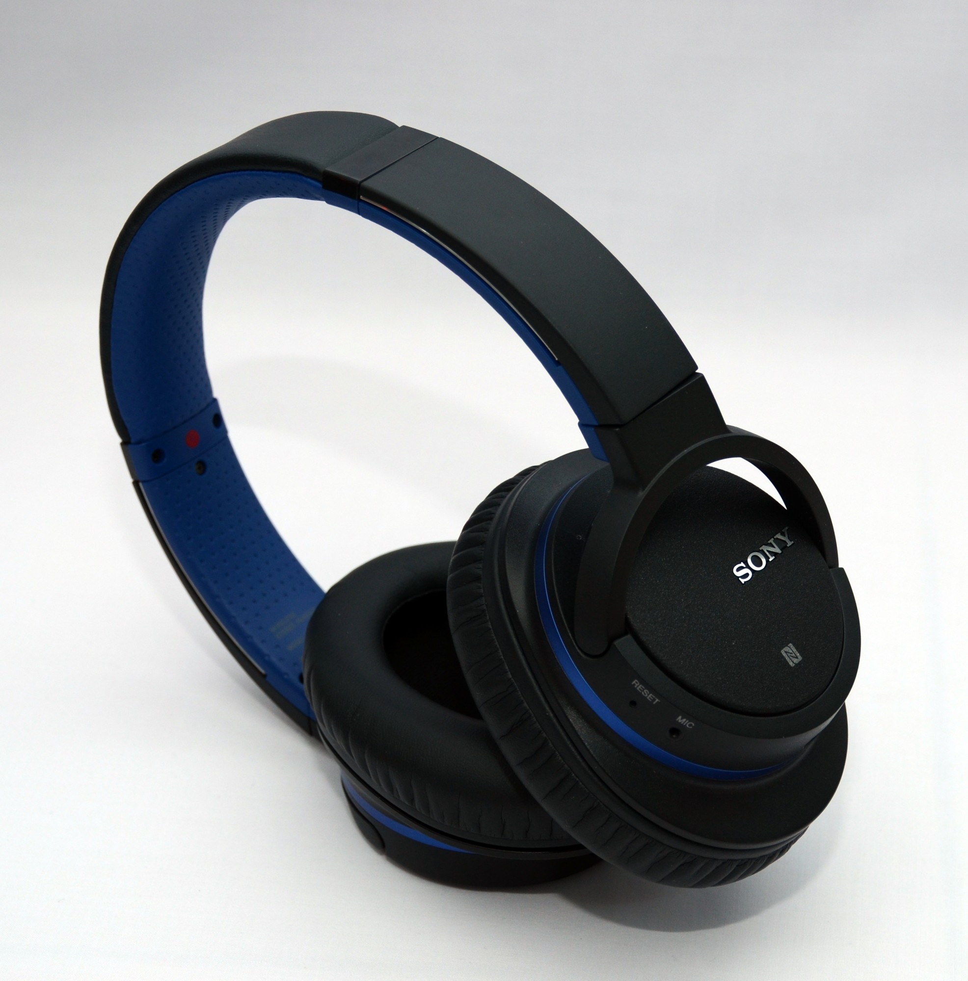 Sony MDR-ZX770BT