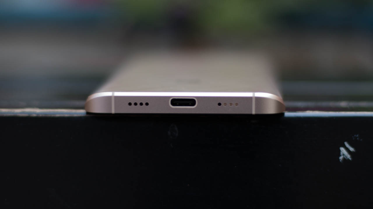Chuẩn sạc USB Type-C trên Mi 5