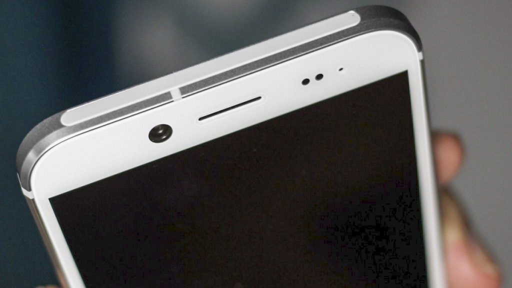 đánh giá htc bolt