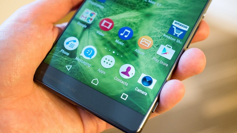 Một chiếc smartphone tầm trung bán rất chạy của Sony sắp giảm giá