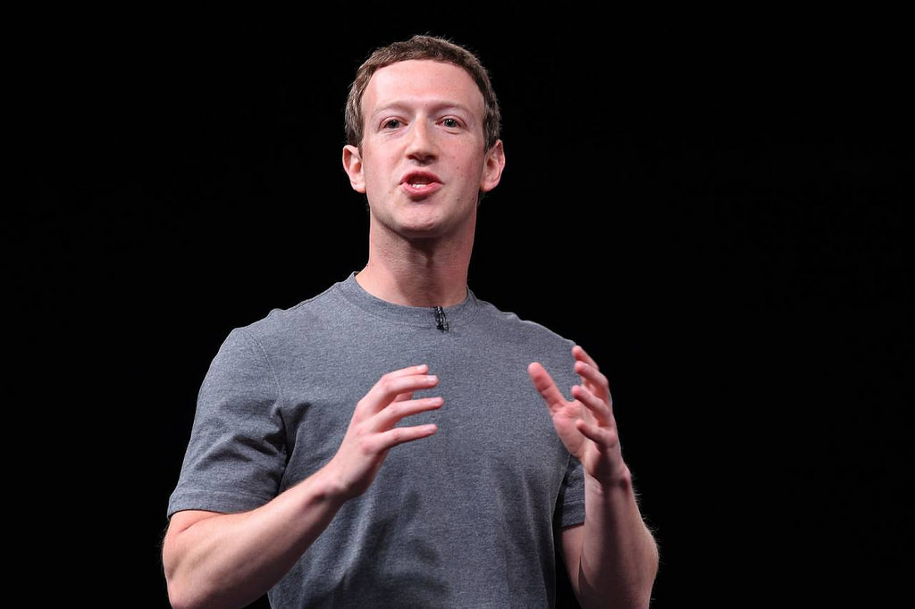 Mack Zuckerberg đã lên tiếng bác bỏ những thông tin cáo buộc về thông tin sai lệch sau khi Donald Trum đắc cử