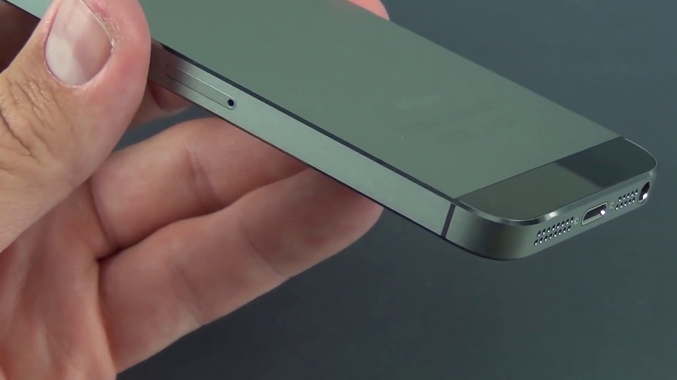 iPhone 5s 3 năm vẫn được chuộng, phải chăng do iOS tối ưu quá tốt?