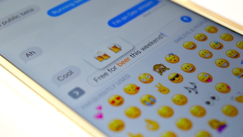 emojiios10_800x450 emojiios10_800x450
