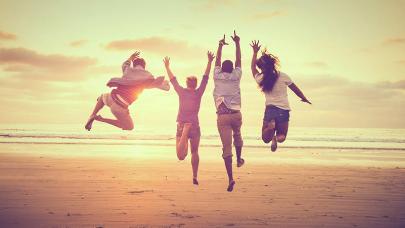 Úp mặt & đặt điện thoại xuống: Bao lâu rồi bạn chưa hạnh phúc thực sự?