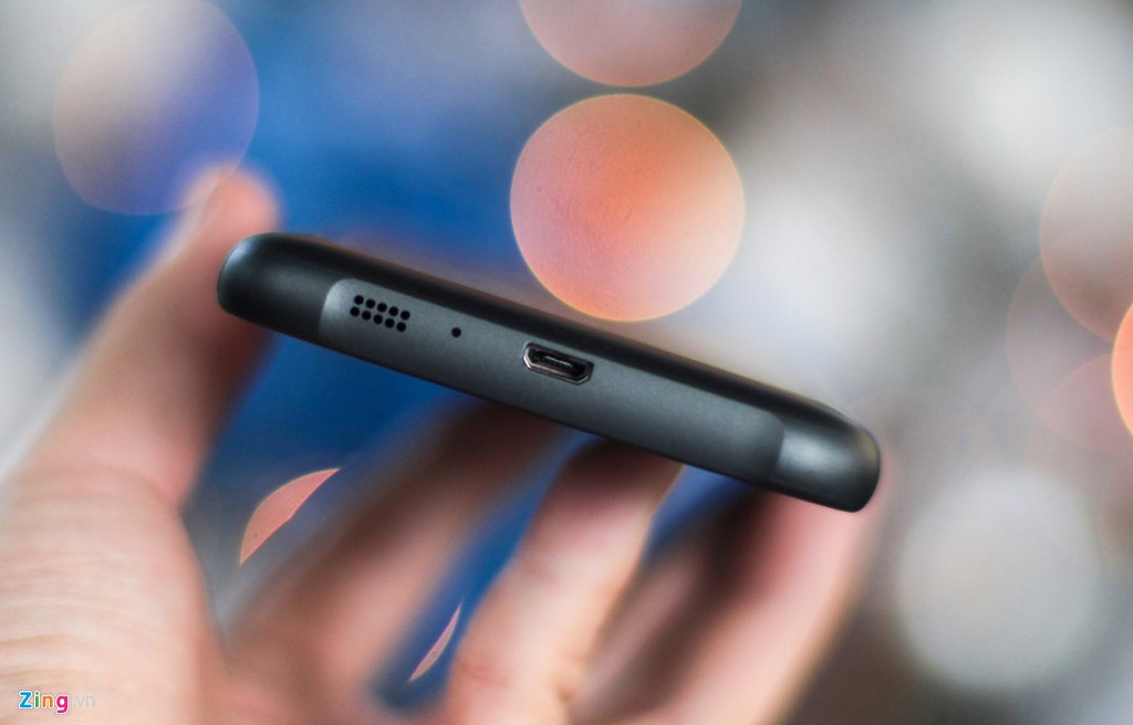 Ảnh Samsung Galaxy S7 Active siêu bền tại Việt Nam