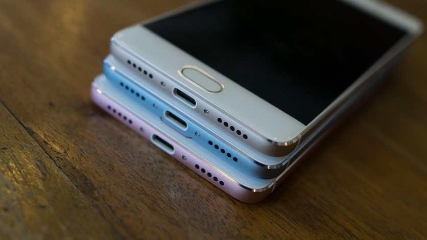 Smartphone thương hiệu Việt trang bị USB-C, thiết kế nguyên khối tuyệt đẹp, giá dưới 2 triệu