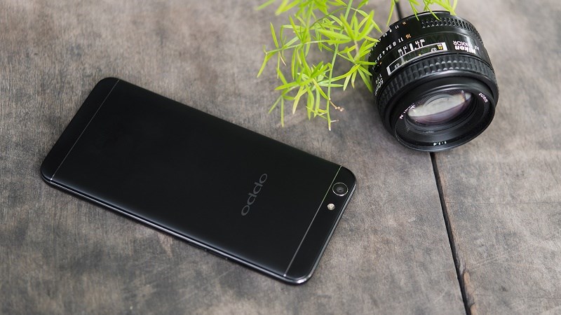 OPPO F1s đen nhám đạt 2.000 đơn hàng chỉ trong hơn 1 ngày OPPO F1s đen nhám đạt 2.000 đơn hàng chỉ trong hơn 1 ngày