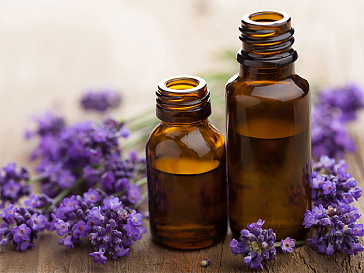You can easily find essential oils in supermarkets or shopping malls