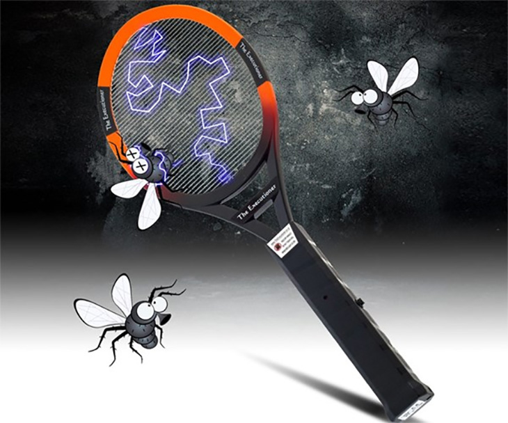 Kill mosquitoes with electric rackets