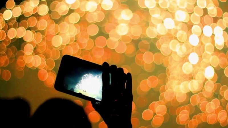 3 smartphone tầm 4 triệu, giúp bạn live video rõ nét trên Facebook 3 smartphone tầm 4 triệu, giúp bạn live video rõ nét trên Facebook