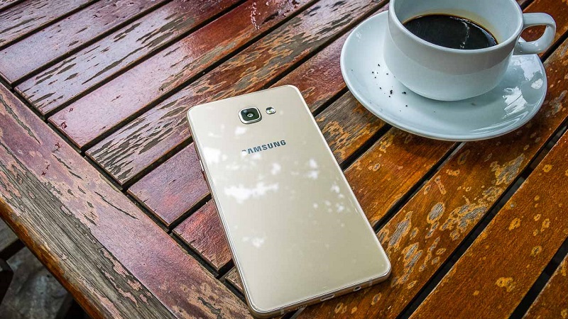 Samsung Galaxy A9 Pro sở hữu thiết kế nhôm kính sang trọng