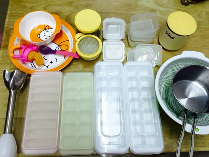 Chuẩn bị các dụng cụ cần thiết cho việc bảo quản thực phẩm của bé Chuẩn bị các dụng cụ cần thiết cho việc bảo quản thực phẩm của bé