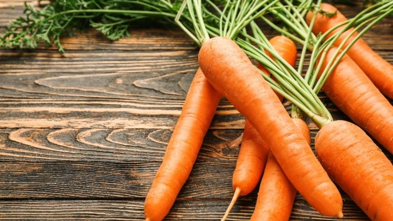 Cách chọn mua và bảo quản cà rốt tươi lâu