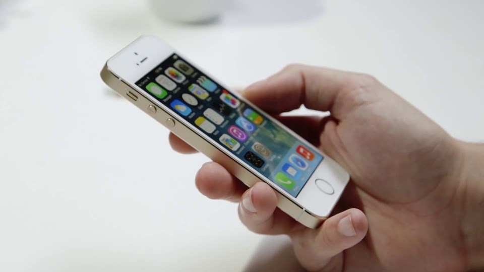 Cảnh giác chiêu câu SIM, iPhone lock thành iPhone quốc tế