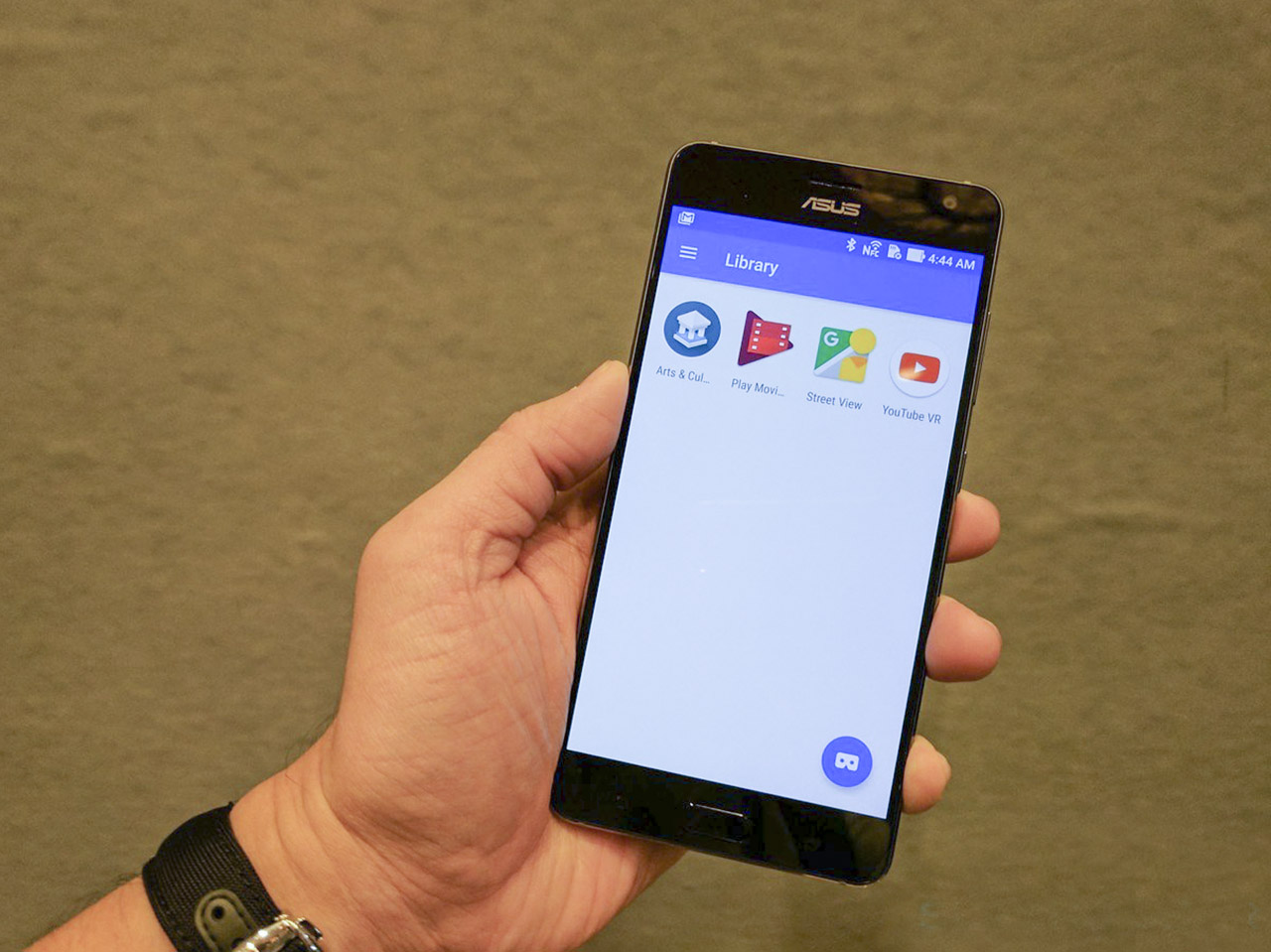 trên tay Zenfone AR