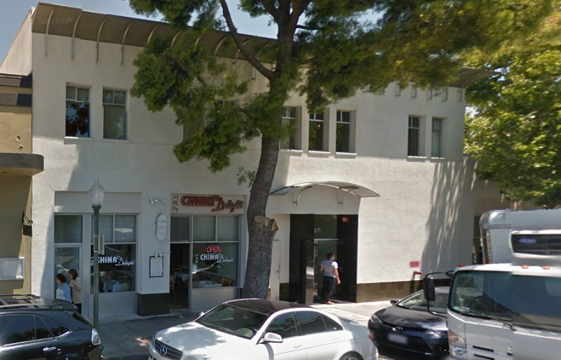 Văn phòng Facebook nằm ngay trung tâm thành phố Palo Alto