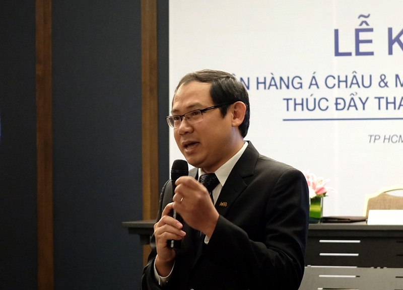 Đã có thể quét điện thoại để trả tiền ở quán cà phê lề đường Đã có thể quét điện thoại để trả tiền ở quán cà phê lề đường