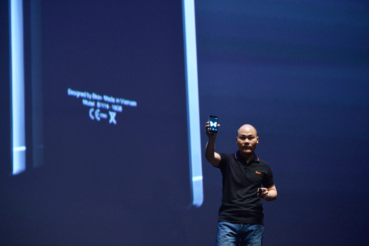 CES 2 năm về trước là lúc siêu phẩm tốt nhất thế giới Bphone ra mắt