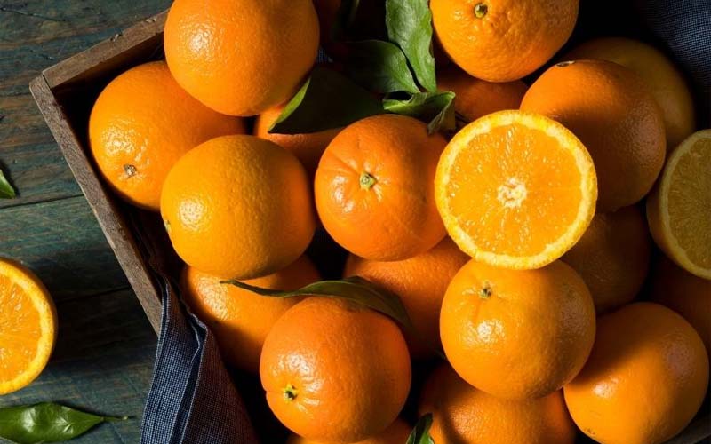 Cam bổ sung vitamin C ngăn ngừa đục thủy tinh thể