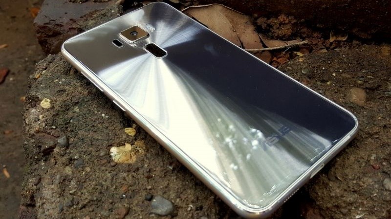 Asus ZenFone 3 Asus ZenFone 3