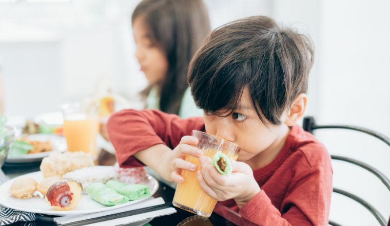 Chọn trái cây tốt cho hệ tiêu hóa của bé