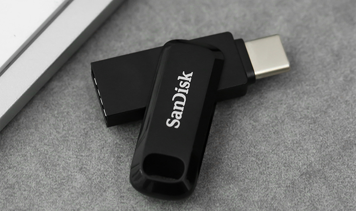 Phân biệt các loại cổng USB trên tivi chi tiết, chính xác nhất > USB là một thiết bị lưu trữ dữ liệu