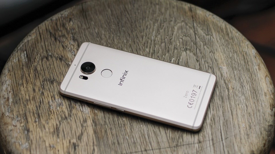 Infinix Zero 4 ra mắt: Khung vỏ kim loại, camera 16 MP chống rung quang học