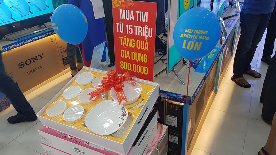 Bên trong siêu thị