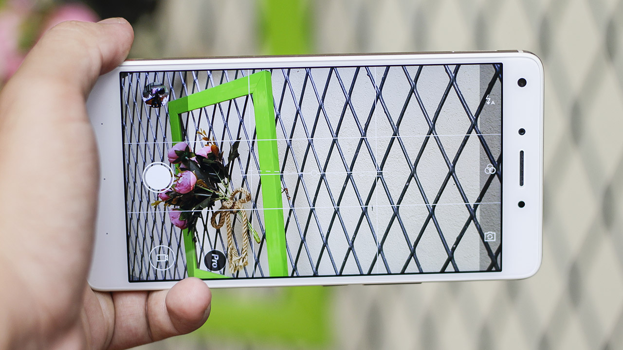 trên tay Infinix Zero 4