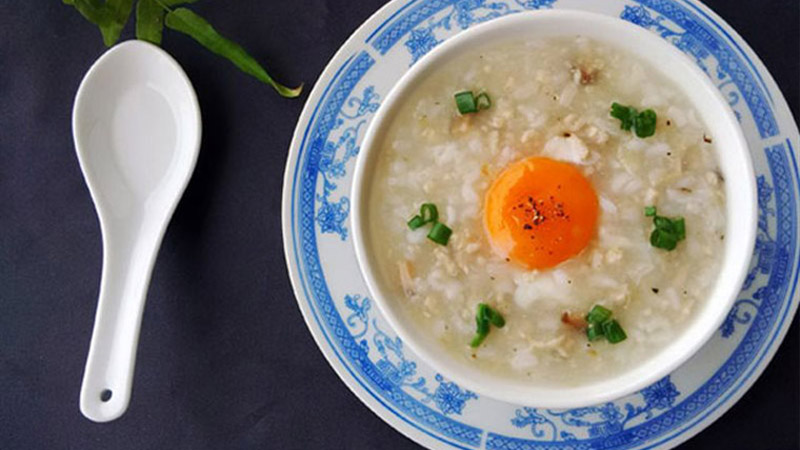 How to make egg porridge very easily with instant porridge