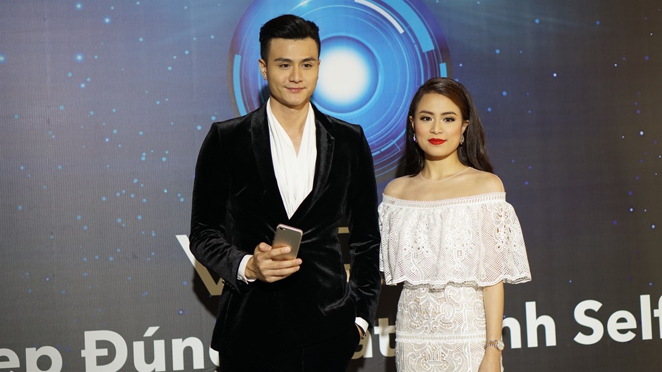 Smartphone đầu tiên có camera kép 20MP mặt trước chính thức ra mắt tại Việt Nam