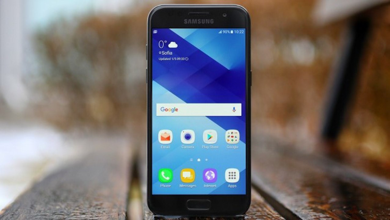 Review Samsung Galaxy A3 2017: Màn lột xác hoàn hảo!